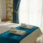 Bed & Breakfast Peri 4*