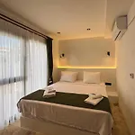 Bed & Breakfast Peri 4*