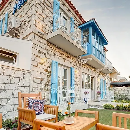 Villaperi Butik Bed & Breakfast Alacati