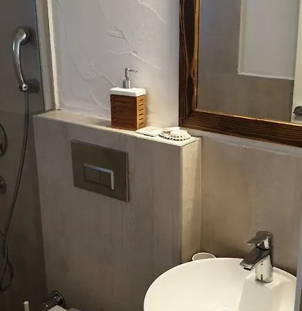 Villaperi Butik 2*
